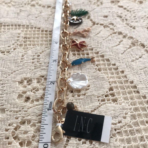 NWT SEA LIFE CHARM BRACELET 7” w/  1” extender. - Picture 4 of 7